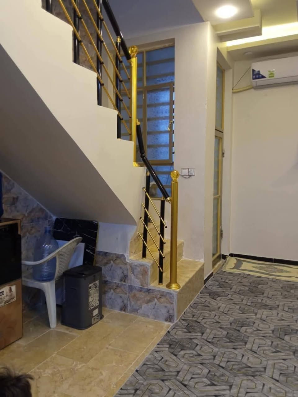 بيت للبيع مساحه 100متر طابو صرف
حي ميسان قطاع 22 قرب شارع كيات 

طابقين صب كونكريت وطابوك نهروان 

البيت حديث 

الطابق الاول غرفه وصاله ومطبخ واستقبال 

وصحيات داخليه وخارجيه ومكشوفات 

الطابق الثاني غرفه وصاله وصحيات 

السعر 145 ويرهم مراوس

استفسار اومراجعة مكتب الخالدي

عنوان المكتب حي ميسان شارع كيات قرب تقاطع بوريات 

او الاتصال على الرقم ***********
او الاتصال على الرقم ‏‪0781 539 0982‬‏

ادخل على الرابط التالي واطلع على عروض حي ميسان

https://www.facebook.com/groups/392370572858358/?ref=share_group_link
