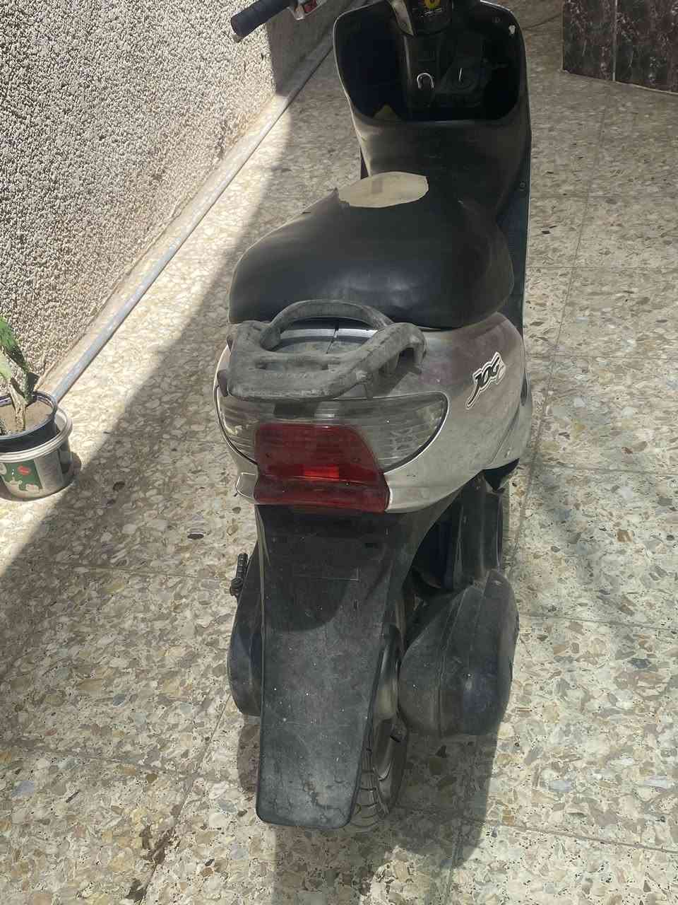 عصفوريه نكره سلف مكينه كلش حلوة
كفرات نظيفات دراجه بلاديه

سعرها ٢٧٥

وبيها مجال بسيط مكاني زعفرانيه 

***********
