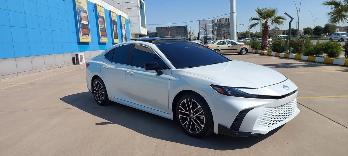 تویتا کامیری 2025 xle
قەپات مواسەفات 
هایبرید 
بەسمە 
شغال 
شاشە گەورە 
پێش و پشت رادار 
نەنینوک رادار 
کوشن چلد 
کوشن گەرم 
وایەر لێس جارجەر 
پانوراما 
کوشن هیتەر 
کوشن جلد 
لێدران 
3 پارجە بۆیاغ 
ئێرباگ شان و سوکان سیستەم 
ژمارە کاتی 3مانگ 
نرخی  263 وەرەقە 
شوێن هەولێر 
***********
*********** أربيل, العراق
