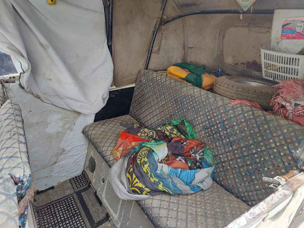 السلام عليكم 
تكتك اتول موديل 2020 رقم وسنويه راعيها متوفي 
ومتروكه صارلها 4 اشهر الاستفسار ***********
العنوان بصره شط العرب الجزيره الحوطه قرب حسينية مله علي
