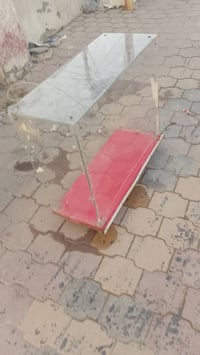 ميوزه جام العدد ثنين ومقسمات يعني تلث خانات بكل ميز يصيرن نال اكسسوارا...