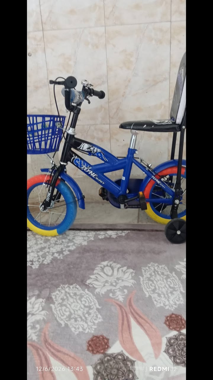 السلام عليكم بايسكل للبيع البارحة اشتريته ابني ماعجبه لاستفسار خاص


**إذا كنت صاحب هذا الإعلان وتريد حذفه لأي سبب، رجاءا أرسل رسالة إلى الدعم الفني**