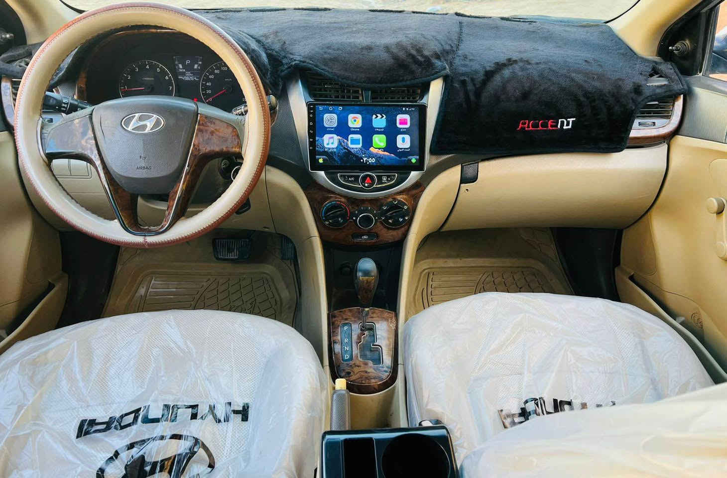 السلام عليكم هونداي اكسنت خليجي موديل 2012مكفوله من الضربه بيه مكانات صبغ مكينه 1600دوش ام القطرتين مكبنه كير حداديه تخم تاير مكفولات سعره 82مكاني ديوانيه المركز بيع فقط باسم جيرانه ت*********** Singapore
