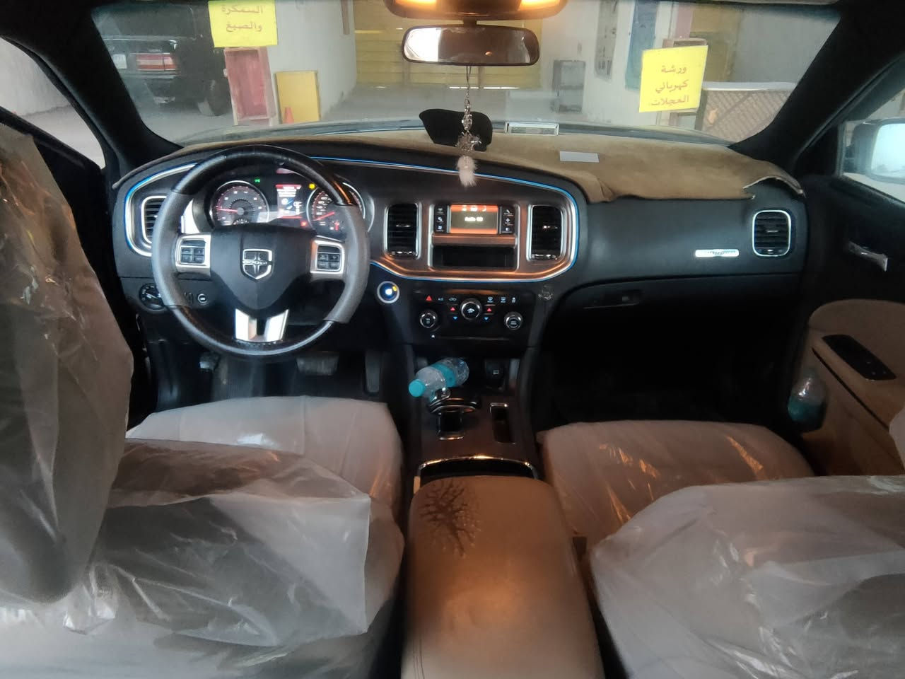 للبيع جاجر موديل 14خليجي  مكفوله من الكص مكينه 3600 متوئمه رقم وسنويه شمالي سياره جاهزه مكان البصره السعر 63الاتصال ***********
