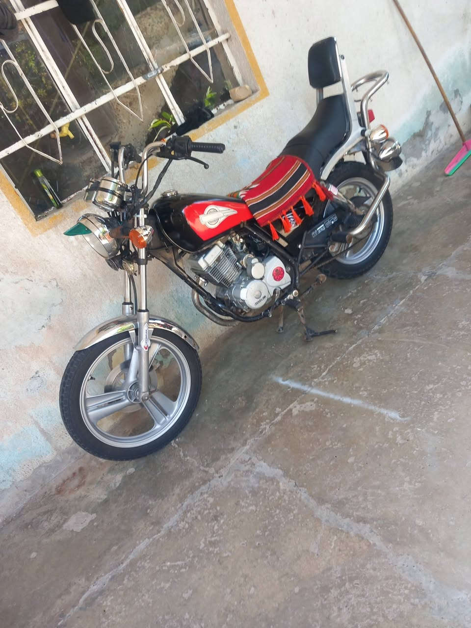 يالله ماطور ابتر للبيع نضيف مثل مده شوفون بصوره كهربايات كله شغالله المحرك خير من الله تايرات جدد يرادله بس درع ليكدام واير عداد سعره ب تسعميه وبي مجال قليل اشراي يتصل ويدلل *********** ممتواجد عل خاص
