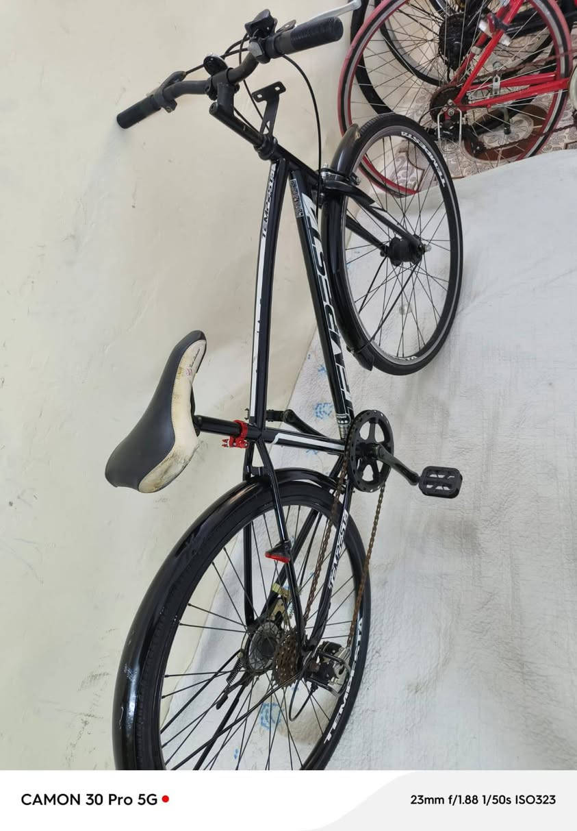 السلام عليكم 🖐
للبيع فقط 🤝
 
ماركه   مومنت لعالميه فول مواصفات 👍 

بايسكل  نوع c700 حديث ياباني 💪

ابريك امام خلفي مضبوطه👍گير
بايرد كب 
نظيف جدا 

حاويه غير مستخدم بالعراق

مكينه 1/6كير شاشه 

خفيف جدا وسريع ✈

جاهز اي عطل مابي👍🏻

حجم 26 C700

سرج رياضي طبي

ويلات المنيوم طبقتين نيكيل

مكينه شيمانو 
 عگرب شيمانو
اطارات جدد

👈السعر  85 👉🙏وبي مجال بسيط 

العنوان :
👈بغداد فلكه حي النصر 👉

❌لا يوجد توصيل🛻❌
 
نعتذر عن المراوس🚲🙏❤


**إذا كنت صاحب هذا الإعلان وتريد حذفه لأي سبب، رجاءا أرسل رسالة إلى الدعم الفني**