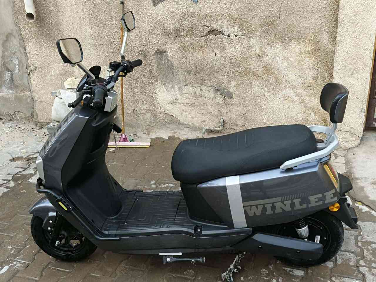 دراجة شحن
عدد البطاريات 6

السعر 》650《

بغداد الحريه 

للتواصل :***********
