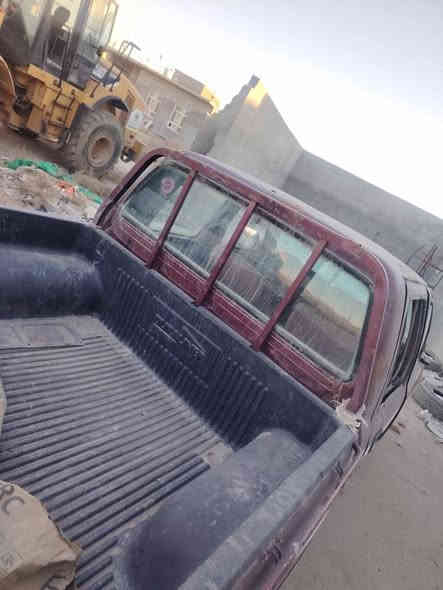 سياره للبيع شغاله وجاهزه كبل لشارع رقم كربلاء  تحويل مباشر السعر 18 ورقه وبيه مجال اشويه مكان كربلاء  الحسينيه  ***********
