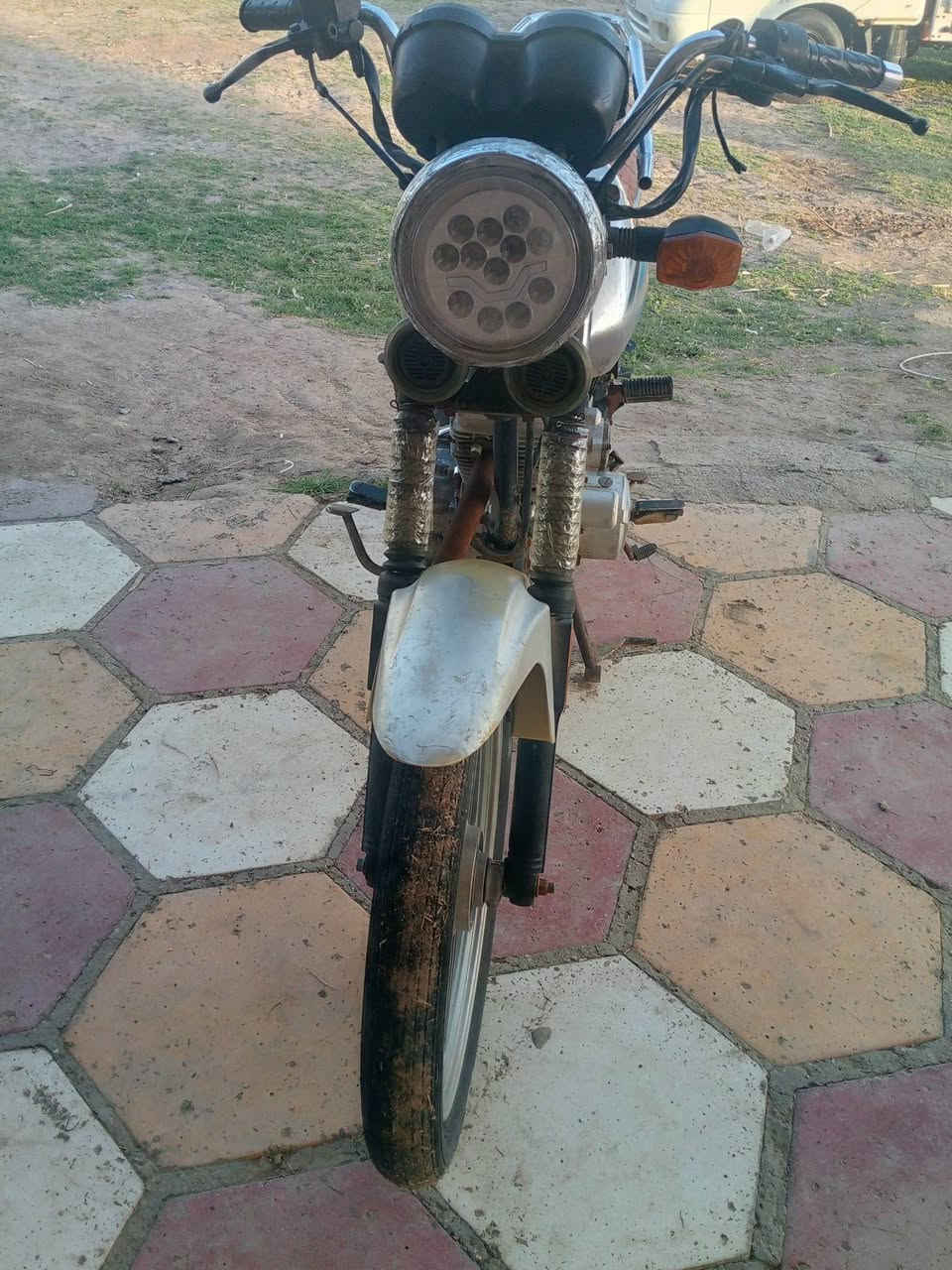 سلام عليكم دراجه دايون عضم شقاله مكفوله مكاني بابل المهناويه رقم ***********
