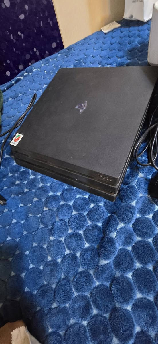 السلام عليكم
🎮Ps4 pro 1tb للبيع
مع ps vr👓
🏎Pxn v9 دركسون كير عادي ٩٠٠ درجه
و ٦ اقراص 
البلي ما مهكر بي حساب ٦٠ لعبه 
و٣ يدات اصليه مو تجاريه
البلي ما مفتوح ولا بي اي ضرر خارجي او داخلي لا هسه ولا سابقا
🎒Vrوحقيبه مع ال  
سعرهن كلهن ٦٥٠ الف
✅️الي يريد يشتري ال في ار وحده عادي
✅️الي يريد يشتري ال دركسون وحده عادي
⛔️لاكن البلي٤ وحده ما ترهم
📞للاستفسار واتساب 
***********
