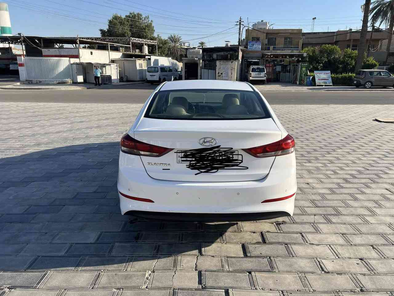 سلام عليكم البيع
النتره موديل 2017خليجي 

‏رقم بغداد جديد دولي

السيارة مكفولة من الصبغ عدابارد ٣ قطع بصيط ما مبين رصعة بجاملغ الايسر موضحة بصورة

محرك 2000

3انظمه قياده sport /Norman /

قطعتين تبريد

حساسات امامية وخلفية

اشارات بالمري ومري شفط

ويل كب حجم 16

سلايدروف

كامرة امامية وخلفية 

‏كشن جلد 

‏مواصفات فول عدل بصمة ￼￼

مكان السيارة بغداد ￼ 

سعر ١٤٠

التوصل ***********￼
