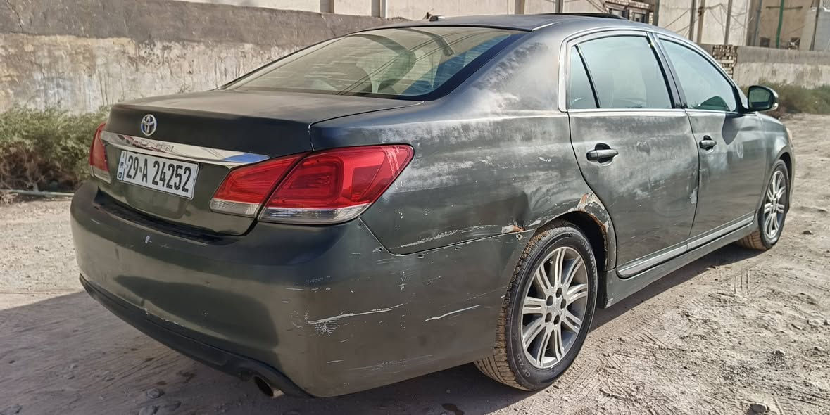 افلون 2011 وارد امريكي لون أخضر غير محدد
مكينه كير حداديه تخم تاير تبريد كهربائيات دواخل نظيفه جاهزه للاخير
بيه 3 قطع تبديل بدون دواخل ولا شاصي شرط .. وتحتاج صبغ عام لأن جارده السياره وبيه طخات بسيطه 
سنويه بأسمي وتحويل مباشر  ورقم انكليزي
مواصفاته كشنات جلد و كهربائية جهتين فتحه بالقماره كامره خلفيه ولايت زنون وباقي مواصفات الافلون معروفه 
موجوده بالديوانية والسعر 115 بيع فقط 
***********  واتس اب
