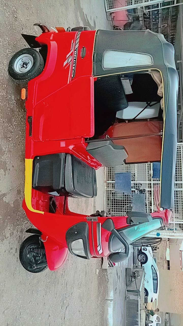 السلام عليكم تكتك 
تي في اس 22 كفاله عامه  رقم ذي قار مكاني واسط قضاء الحي   ***********
