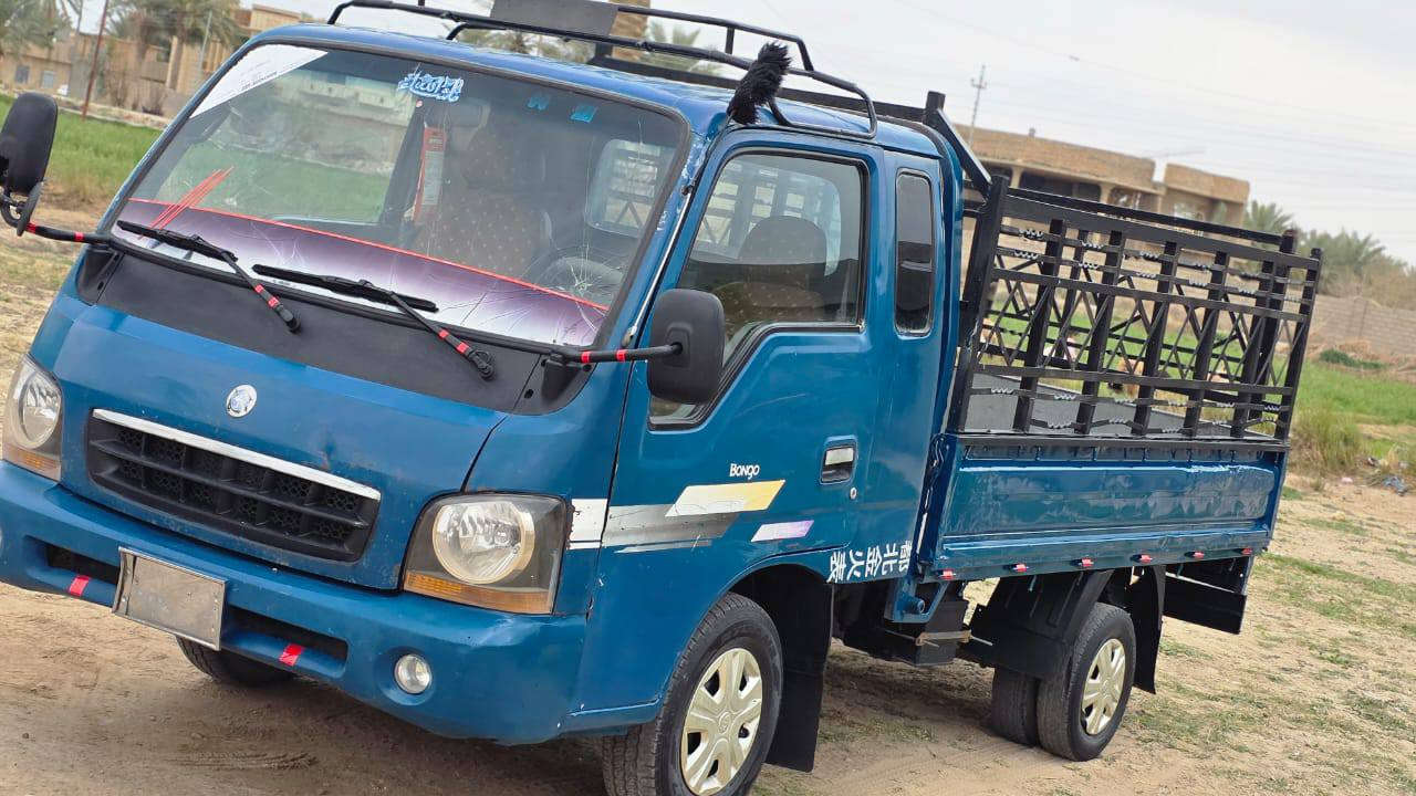 كيه ام عيون موديل  2001. حديد بدون رقم تكفل سرقه وعشاره محرك كير صدر كهربايات تخم  تاير كله جديد سياره مال جناي متعوب عليه جهزه من كلشي عل بلاد كله شقاله جهزه حله من صوره مال جناي متعوب عليه 7 جنكال دوشمه جديده محجل قلاف كله جهزه سعر 37 وبيه مجال بسيط مكاني رمادي خالديه ***********
