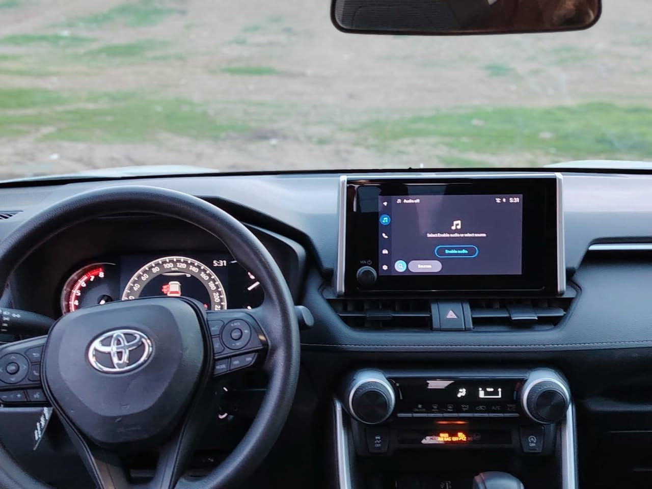 سياره Rav4 مواصفات Le موديل 2024
كاتي بدون رقم تترقم شمالي
4*4 
هندبريك بصمه وشاشه الكترونيه
ضرر فقط جاملغ مع حافة الباب 
بدون دواخل بدون ايربك شرط
السياره بحالة الوكاله 
ماشيه 37 الف ميل
السعر 227 وبيها مجال
للتواصل 
***********
***********
