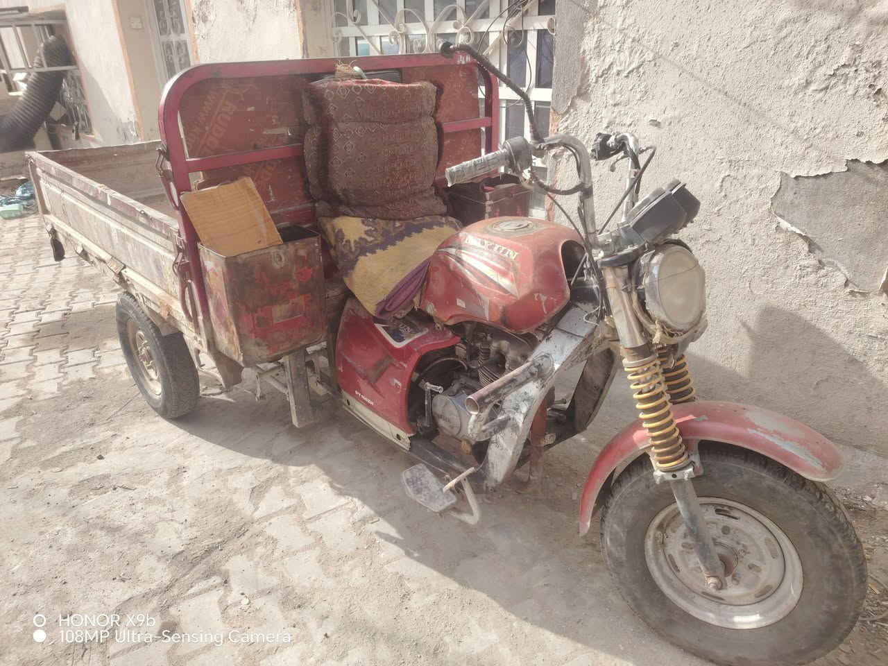 ستوته للبيع 650 الف قفله
محرك نضيف ( المحجز وغراضه موجوده وكامله)
بغداد الاعظميه
***********
