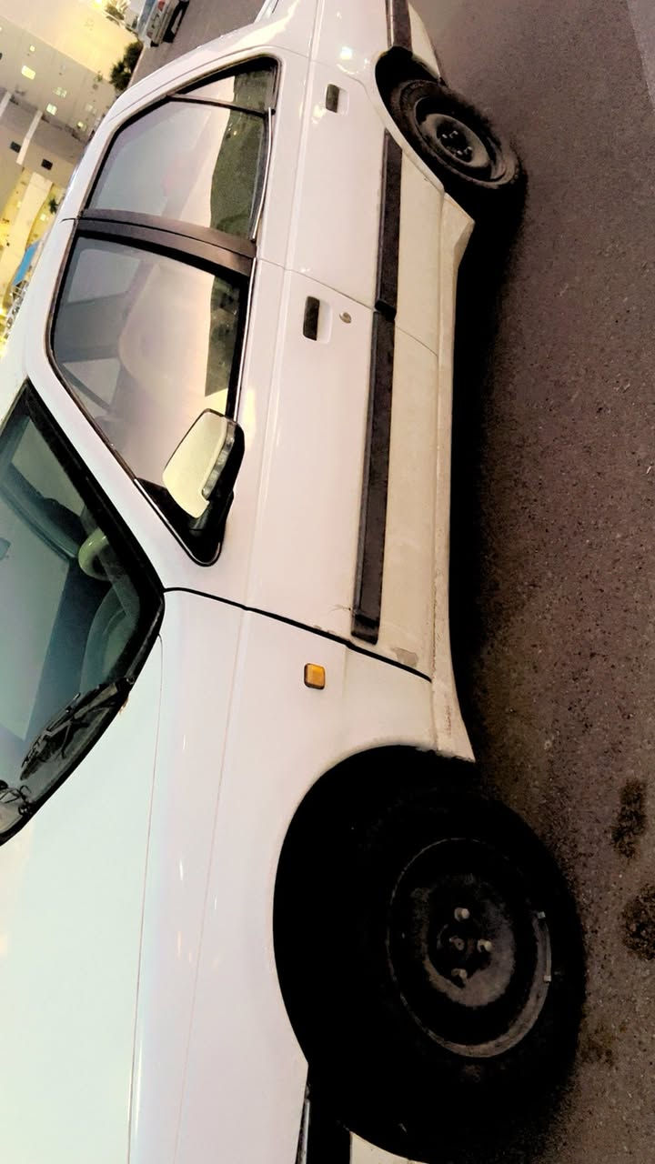 السلام عليكم بيجو2010 رقم بغداد كير ومحرك فرنسي تدفئة تبريد منضومة جديدة صدر امامي كله جديد بقة بس الخلفي ما سويته تخم تاير جديد بيها صبغ قطع ابيعلك حزام تحويل مباشر
مكان السيارة بسماية السعر 35 للاستفسار ***********
بالحقيقه احلى بس هسه وسخة وصورتها مستعجل
