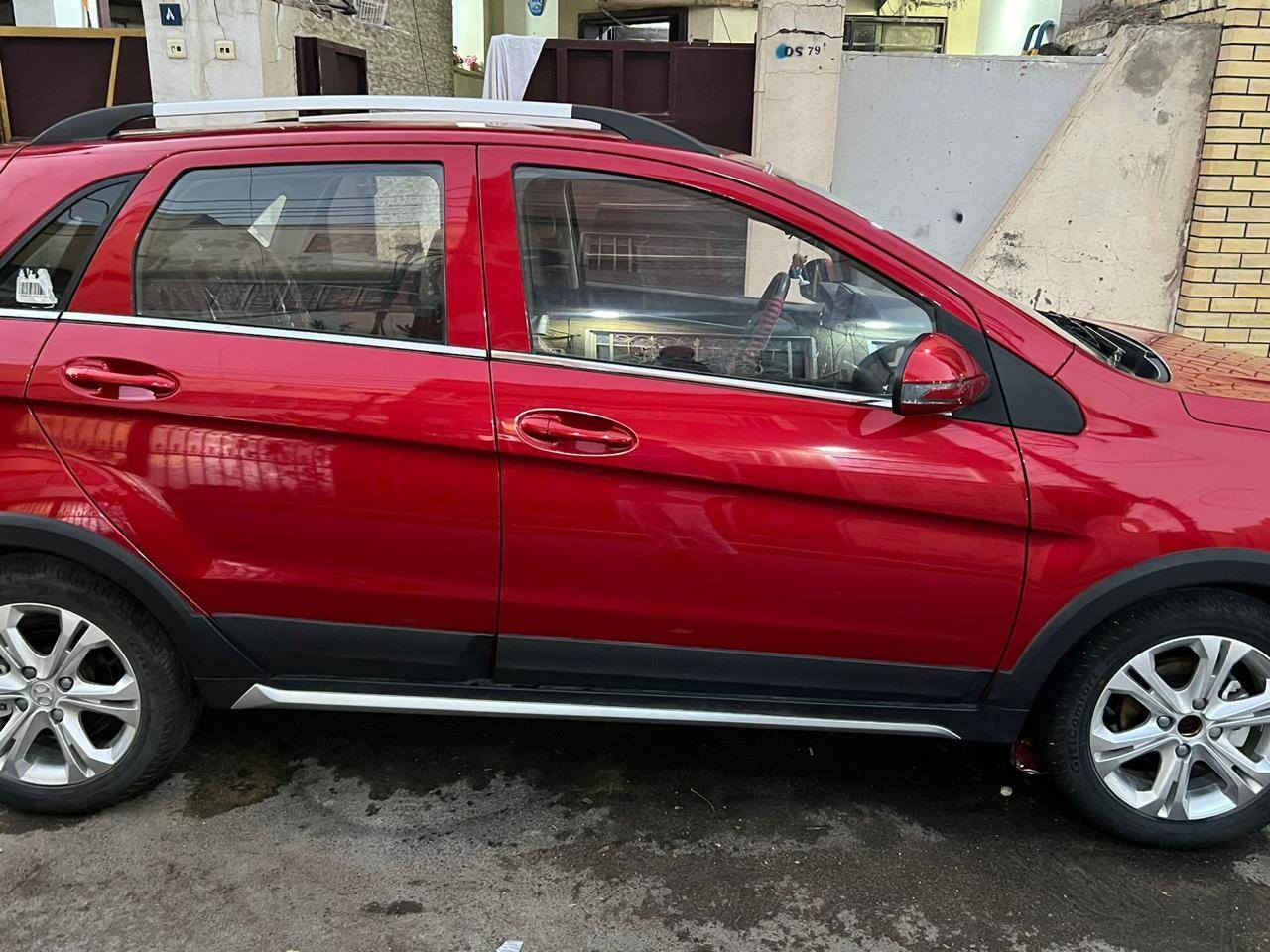 السلام عليكم اصدقائي الاعزاء 
للبيع سيارة بايك( X25 ) موديل 2020 لون احمر .. استلام شركة وبعدها بلادية على وضعية الشركة ( كفالة عامة ) ماشية  5 الاف ونصف فقط ( بعدها زيرو السيارة ) جديدة جدا ..
ومكفولة ( كير ومكينة وتبريد وكهربائيات ) على وضع الشركة .. وبيها مواصفات ، كروز سرعة + تحكمات كاملة مع شاشة وكامرة فول Hd .. والجام الامامي اوتو + والكشنات جلد بلادي + وضعيات قيادة + مود ضباب .. مع كشافات امامية + خلفية ضباب دبل سويجات اثنين اطارات جديدة وبطارية جديدة .. والسيارة رقم بغداد السنوية جديدة وبأسمي نافذة الى سنة ٢٠٢٩ شهر ال١٢ ..  والمشتري ( تحويل ثاني يوم ) ما تتاخر .. والسيارة جاهزة من كلشي ومابيها اي نقص كلش حلوة وجديدة .. 
وعارضها ب ٩٣ ورقة .. وبيها مجال حك الجية والتقدير .. وما نختلف ..
مكاني بغداد حي القاهرة
رقمي اتصال .. واتس اب .. ( *********** ) .. 
 اتصل وتدلل
