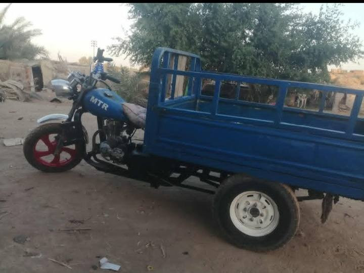 سلام عليكم ستوته للبيع (كلك كلك)(اكفلها الك من السرقة ومن العشائر ) الستوته نضيفه محرك ما مفتوح كهربائيات شغاله نص هندر تشتغل او تشتغل سلف وسويلك مكاتبه بيها  ((السعر 600))وبيها مجال /العنوان الديوانيه ناحيه سومر قرب صيطرت البركات الرقم (***********)
