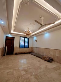 دار للايجار بناء حديث 2026 الموقع حي الزهراء فرع المضريه المساحة ٢٦٣م ...