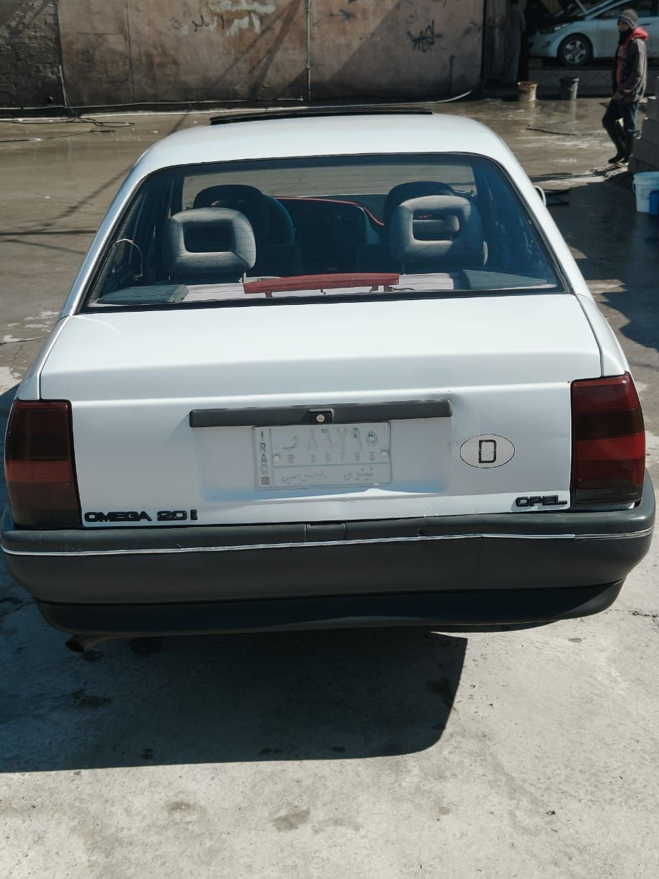 أوميكا نينوى الماني حجم 20 سيارة 
وضع شركه بلا صبغ ولا ظرر بلاديه 
كابون بيها كير  أوتوماتيك مكينه شرط
سعرها 45وبيها مجال ..***********
