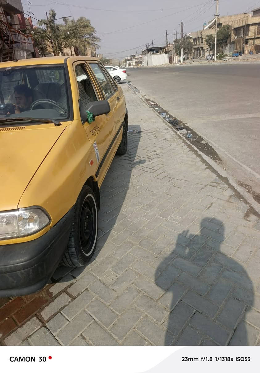 سلام عليكم سايبه مديل 2013 سياره خير من الله مكفولة من ضربه شواصي نضيفه محرك بي لا ستيك وألف لا تنقيص ولا تبخير كير مكفول سياره جاهزه  سياره بسمي هيه و غرامات مصفره مكاني بغداد مدينة الصدر هاذ رقم غير متواجد عل فيس ***********
