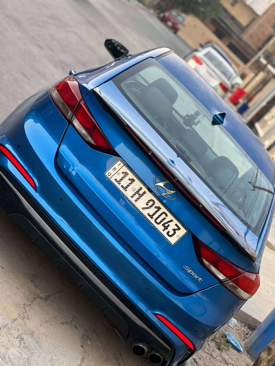 إلنترا سبورت ٢٠١٧
* جير أوتوماتيك
* وارد كندا
* سحب قوي وأداء ممتاز
* تيربو مبدل جديد
* تبريد ومكيف شغال 100%
* سيارة رياضية ومريحة بنفس الوقت
* تايرات بحالة جيدة
* السيارة نظيفة والاستعمال شخصي
* لا تحتاج أي مصروف

المواصفات:

* شاشة
* كاميرا خلفية
* بصمة تشغيل
* فتحة سقف (إذا موجودة)
* مثبت سرعة
* حساسات
* جنوط رياضية
 السعر 110 
سياره بسمي مشروع وطني


**إذا كنت صاحب هذا الإعلان وتريد حذفه لأي سبب، رجاءا أرسل رسالة إلى الدعم الفني**