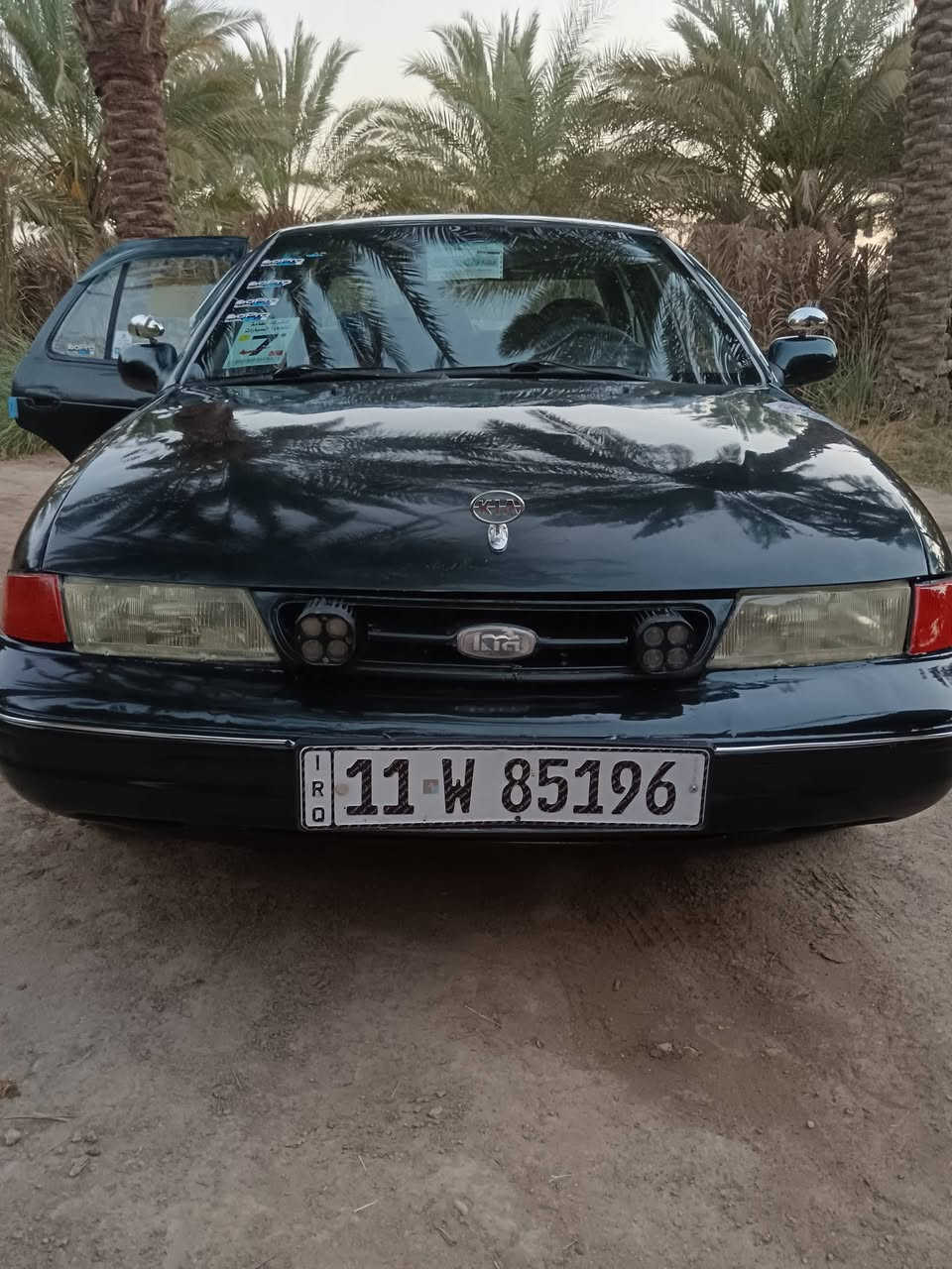 سلام عليكم كيا سيفيا للبيع موديل 93 رقم بغداد انكليزي سنويه 2030 هزه جديده مصبوغه عام جماليه مكفوله من الضربه ولكص ولكلبه كير اوتوماتيك  كير محرك مكفولات تخم تاير جديد صدر أمامي خلفي جديد غرفه جديده كهربائيات كله شرط تحويل السعر 35 وبيه مجال مكان بابل لاتصال ***********
