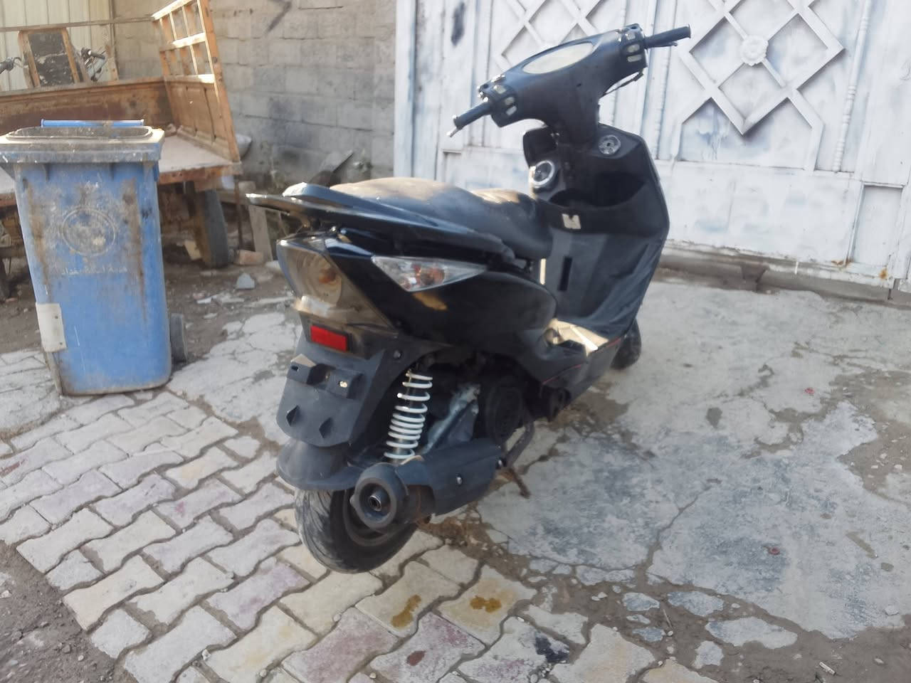 السلام عليكم دراجه ثعلب دراجه خير من الله محرك لا صوت لا تبخير ولا نضوح دراجه نكره سلف هندر سعر 350 مكان بسمايه للاستفسار ***********
