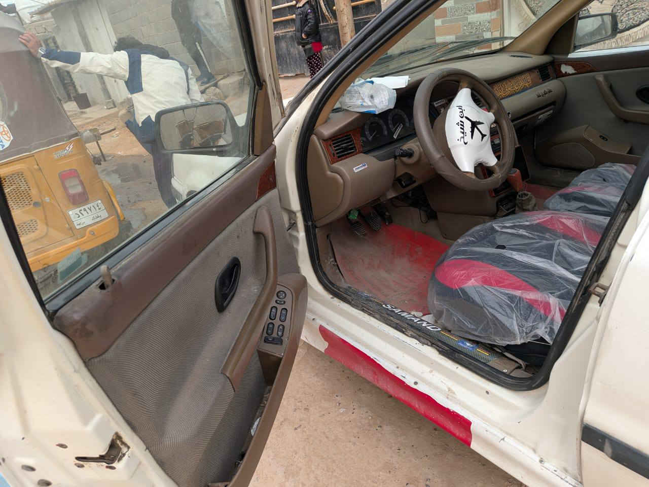 السلام عليكم للبيع سمند 2012 بيها 3 قطع صبغ محرك وكير مكفولات تبريد ثلج تدفئة شغالة كهربائيات كلها شغالة سيارة جاهزة ما بيها اي نقص الف ما تصرف عليها انكر سلف وللشارع كبل السعر 37 وبيها مجال بسيط مكان بغداد البلديات للاتصال ***********
