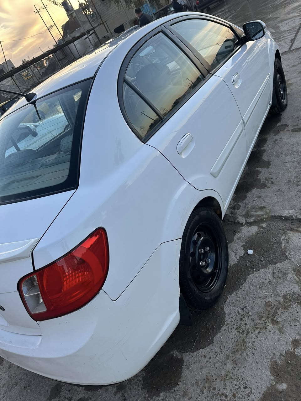 كيا ريو ٢٠١١ مكفوله من الصبغ
فقط بارد محدد بلسونار الي بلصور محرك ١٦٠٠ بلادي سياره جديده مرتبه كير محرك صدر جاهزه رقم صلاح الدين مشروع وطني سنويه لل٢٧ 

مكان السياره سامراءللاستفسار *********** 

سعر ١٠٠ وبيها مجال بيع فقط
