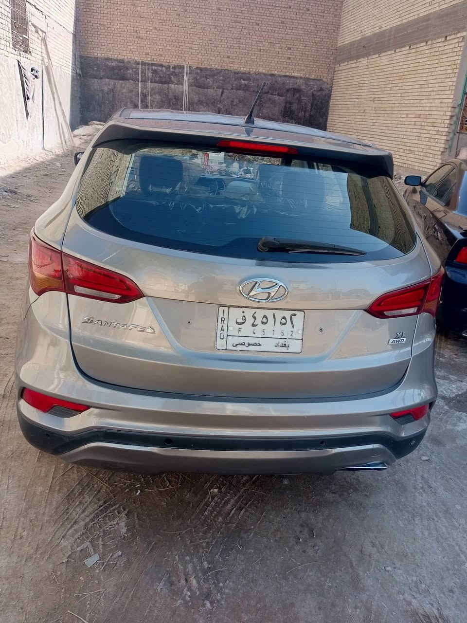 السلام عليكم للبيع سنتافيا2018 رقم بغداد بأسمي مكينه 2400 كير مكينه خير من الله منضومه زنون تبريد قطعتين تبريدها ثلج تخم تاير تحكم ستيرن جهتين شاشه بلاد كامره بلاد اوتو هلود نضام ايكو نضام سبورت بيها ٣قطع صبغ وتبديل قبغ جنطه السعر128 العنوان بغداد البياع تقاطع درويش التراث ***********
