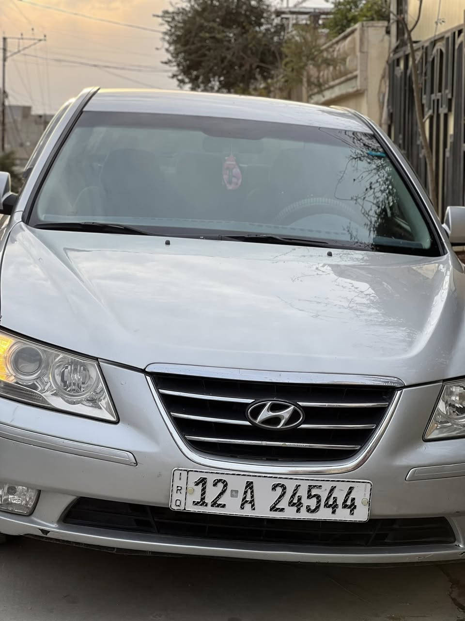 سوناتا موديل ٢٠٠٩ للبيع السعر ١٢٠ السونار مرفق بل منشور الرقم ***********
