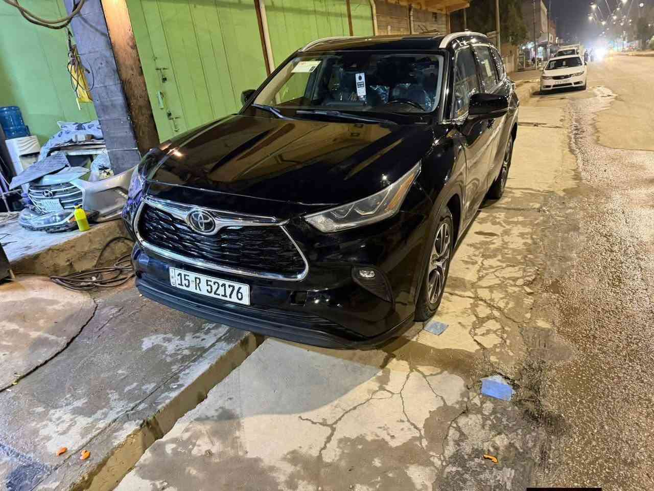 السلام عليكم
تويوتا هايلندر 2022 XLI السياره فول مواصفات بصمه فتحت سقف كشنات جلد كراسي كهرباء 

6سلندر. (3500)

السياره  رقم انبار باسمي تحويل ثاني يوم 

للاستفسار الاتصال بالرقم *********** 

السيارة جاهزه 

السعر 230
