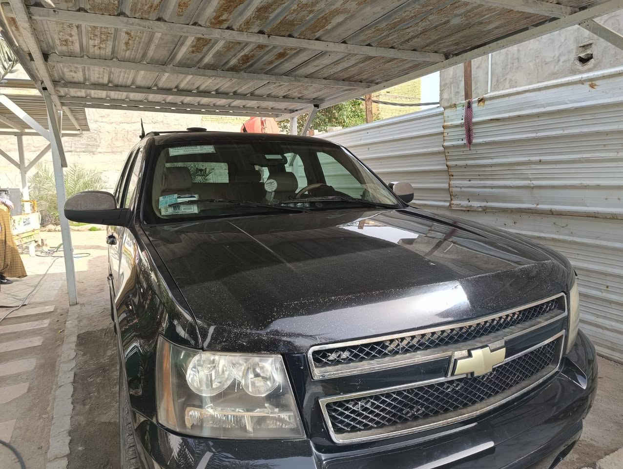 سلام عليكم ورحمه الله وبركاته
من رخصت الادمن 
تاهو موديل 9 
الون اسود السياره خليجي 
السياره جاملقات امامي وبنيد صبغ 
الباقي كفاله  
رقم اربيل نكليزي  راعيه بصره تحولي وكاله حضر 
السياره غاز بانزين 
تخم تاير حداده نعمه 
كير مكينه نعمه        ترايك اربيل 
السعر 185
بيع فقط 
*********** البصرة, العراق
