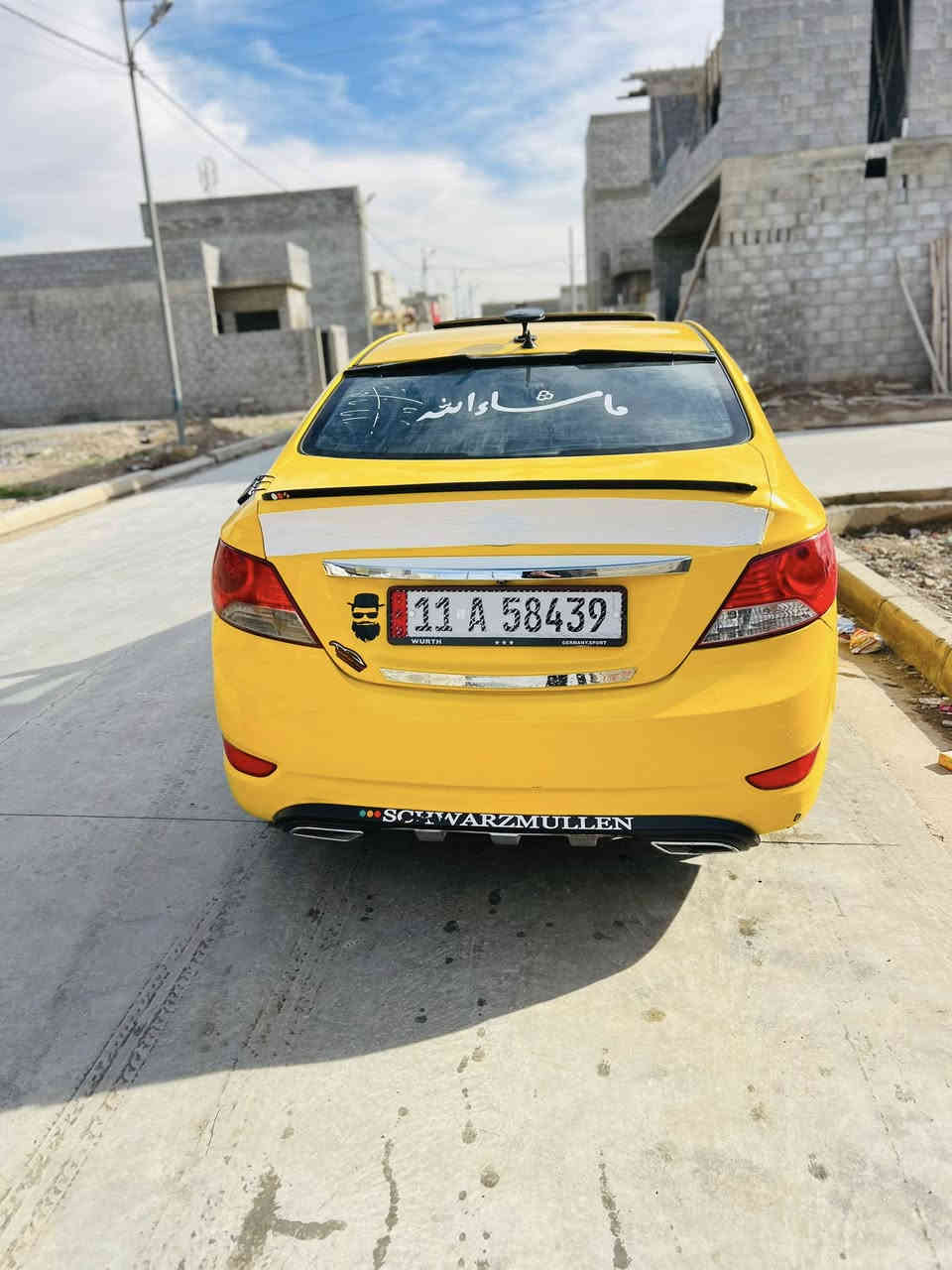 للبيع أكسن مضلع موديل 15فول بلا ضرر بيها تلگيطات مال تكسي رقم بغداد شرط التحويل عليها منضومه غاز 80 لتر 
مواصفات/

فتحه سقف ✅
بصمه تشغيل عن بعد ✅
تحكمات ستيرن✅
أشاير بالمري✅
كأمره دوار✅
منضومه غاز ✅
السعر 110قفلها
مكاني حي سومر

***********
***********
