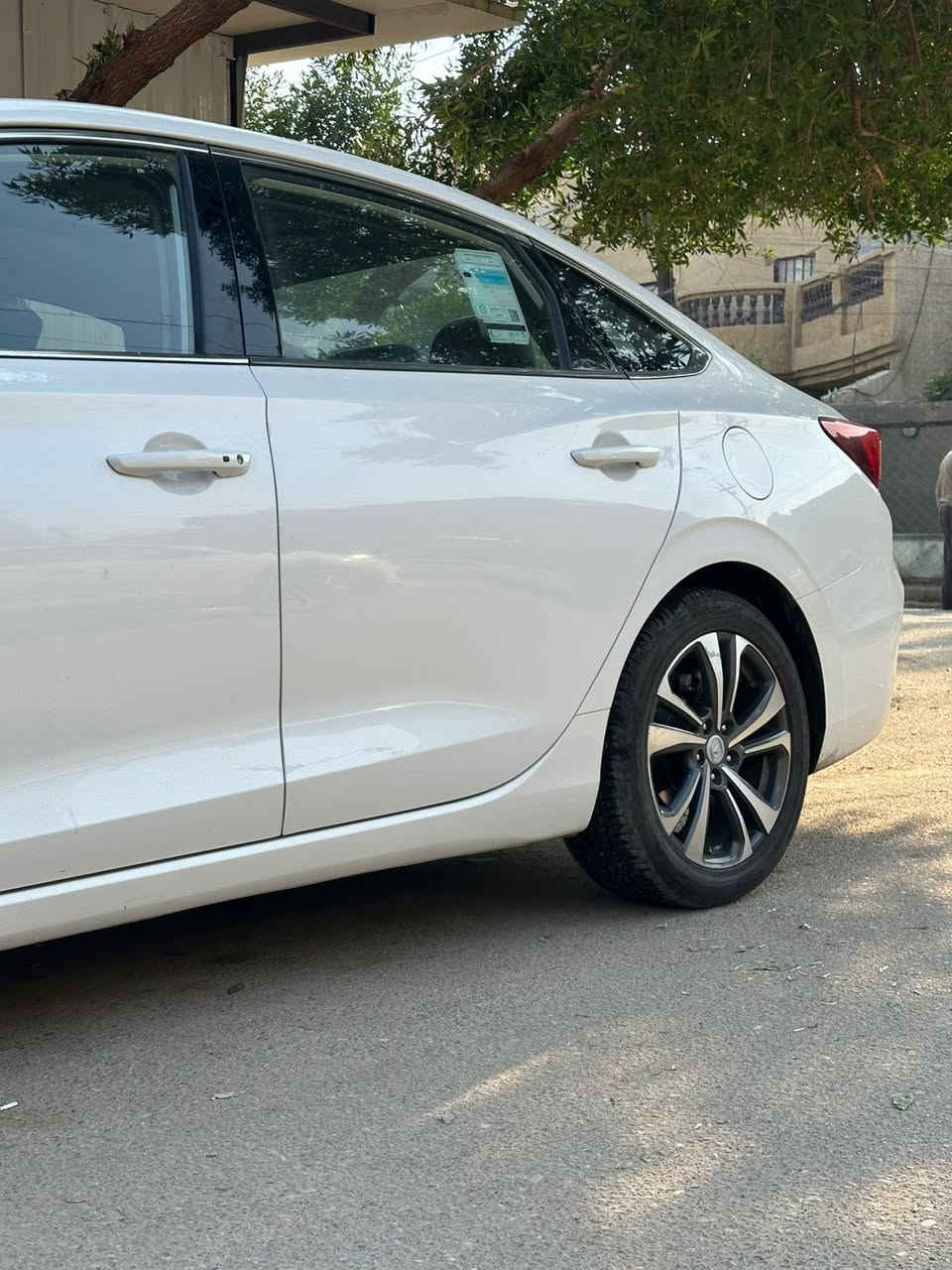 السلام علیکم ورحمة الله
شانجان إيدو بلس للبيع  

موديل : 2022_ ماشیه : 105km 

موصفات فوول 1/1   

بانوراما ۔ بصمه تشغيل أبواب و صندوق ـ کشنات جلد أحمر + تبرید کشناتـ رادار أمامي ۔ کامرا  تبرید قطعتین ـ_هند بريك بصمه لایت زنون ـ شاشه دجتل ـ مري کهرب تحکمات ستیرن کروز سرعه  

(تحويل ثاني يوم) السنويه بأسم شركة البخيت 

السعرر 127  بيه مجال 

مكان السيارة بغداد  يوجد واتس اب
***********
