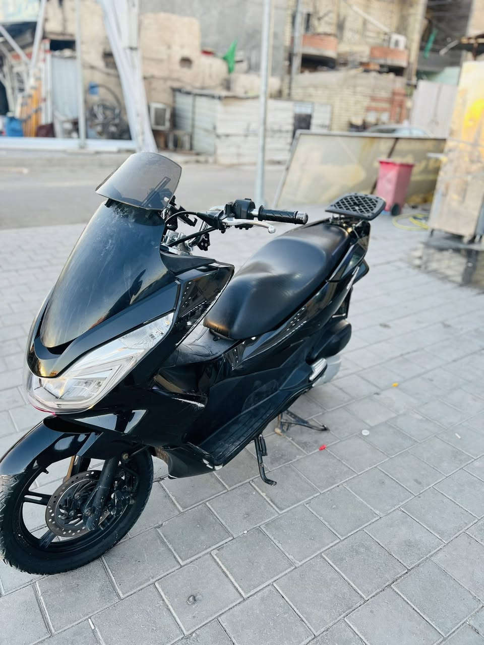 دراجه الجيل الثاني بيسي اكس ياباني كفاله عامه نفس ما موضحه بل صوره بيها صفحه ممشه ٦١ ألون الأسود السعر مليونين 
الهاتف ***********
