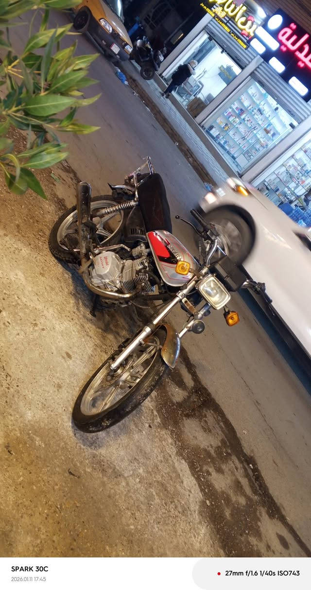 سلام عليكم ورحمه الله وبركاته اخواني الاعزاء عندي هاي دراجه للبيع مكاني بغداد سعر الدراجه 400 وبيهه مجال لطيبين وهاذ رقمي للتواصل مع ***********
