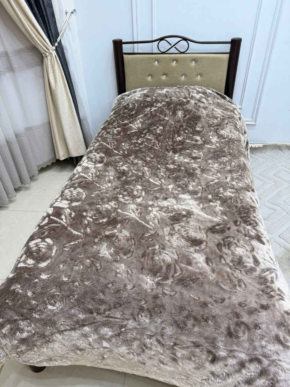 سلام عليكم 
جربايه عدد 2.    عرض 1 متر طول 2متر 

حديد نضافه 100/100.   توصيل موجود سعر الوحده 40 الف.  ***********
