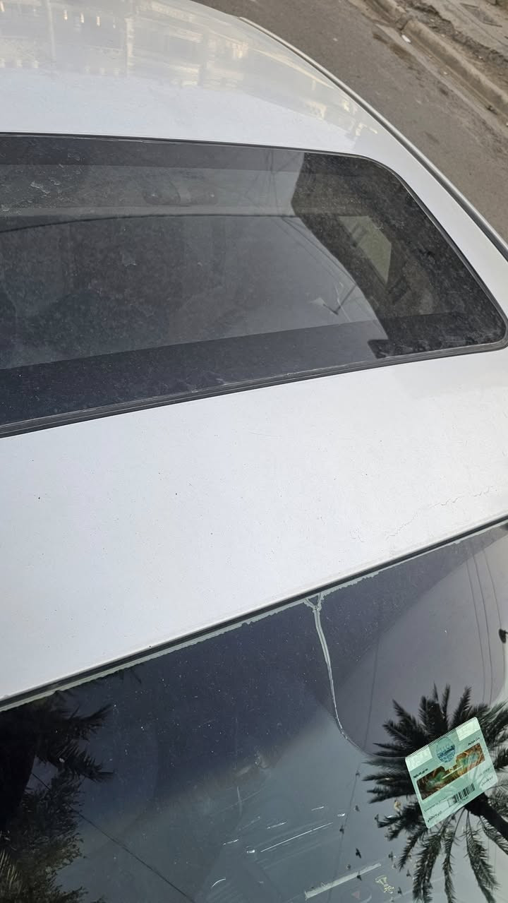 السلام عليكم السياره البيع فورتي  حدثه قبق جنطه وجاملغ  وبيه باردبلباب مواصفات السياره فول بصمه فتحه بيبان بصمه كشن كهربه كشنات تتفه هيتر نضام مري شفط  السياره بسمي رقم وسنويه جديد ماشيه ١١٣  شديتله محرك جديد  توني شاده.  السعر ١١٢ مكان السياره بغداد الكاضميه ***********
