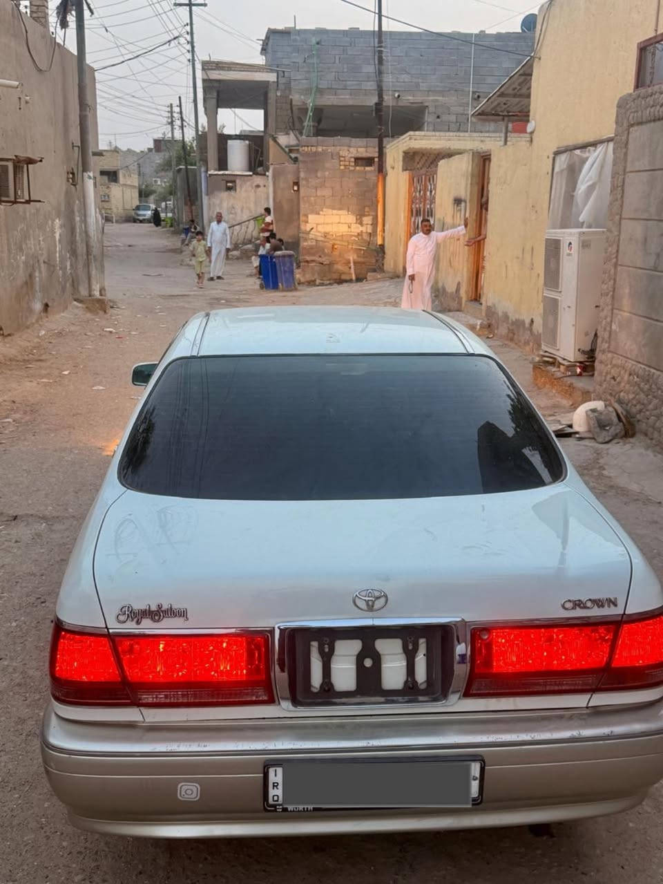 سلام وعليكم جنون ادوات ادوات. 3 دكم. تخم تاير جديد. حداديه طوبه. تبريد ثلج. كصه قماره فقط. كشنات كهرباء. جاهزه سياره برغي مابيهه نقص. اتصال ***********. السعر41 مكاني البصره
