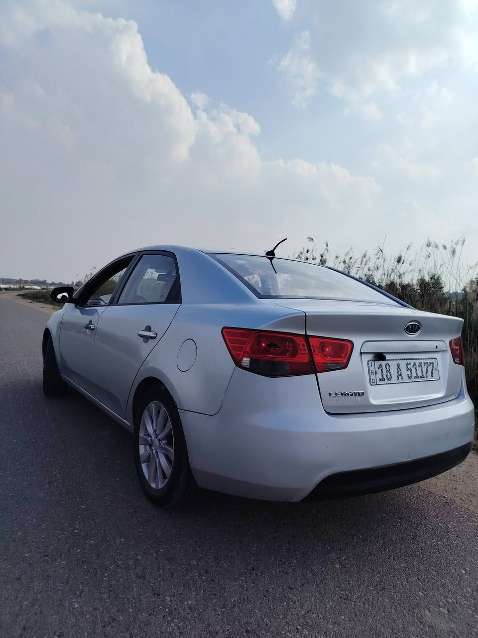 السلام عليكم
سيراتو ١٢ كفاله عدا الدوسة جهة السايق
السعر ١٠٥
مكانها بابل النيل
***********
