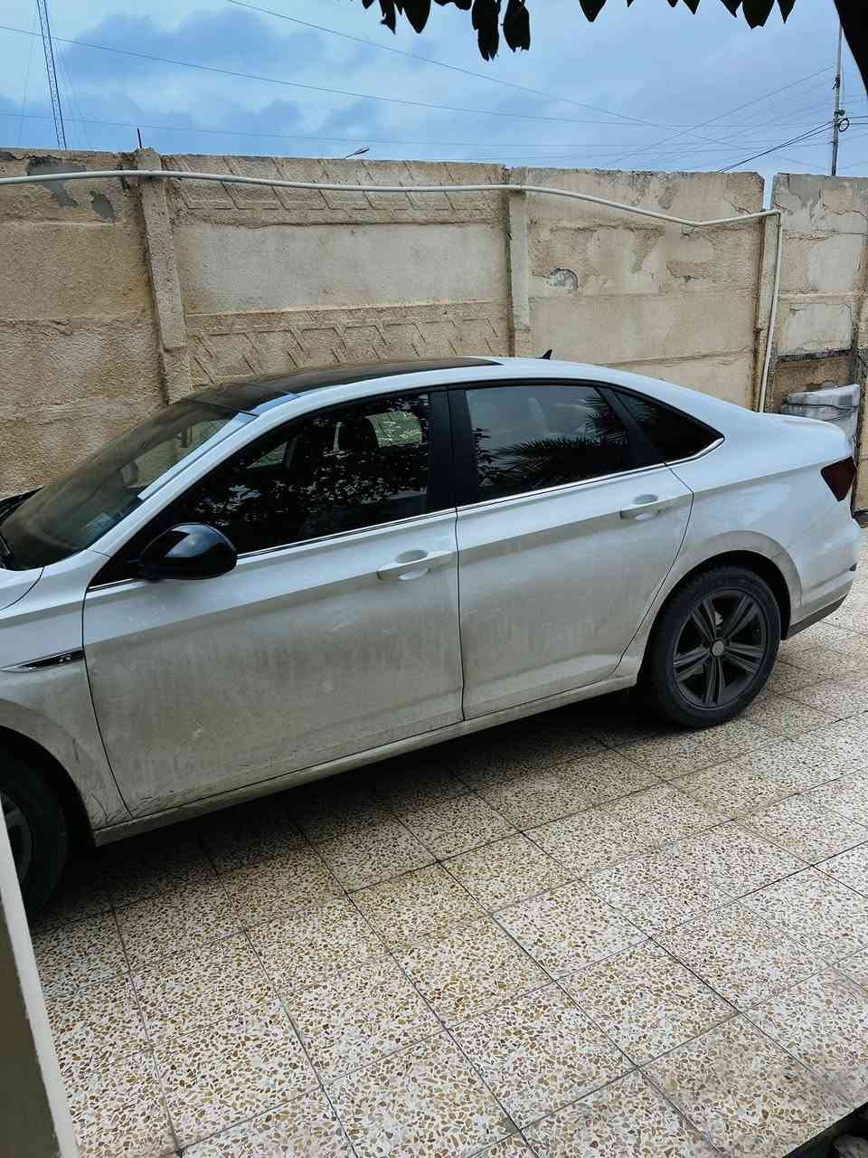 السلام عليكم جيتا موديل 19 مواصفات RLaine بدون صبغ بدون دواخل بدون ايرباك ضررها فقط مقدمة البنيد تعديل بارد رقم كركوك إنكليزي سنوية بسمي ولغاية 2031 گير محرك تبريد حجر صالنصة كله بلادي ماشيه 60ميل السعر 143 للاتصال ***********مكان السيارة كركوك محرك 14 تيربو
