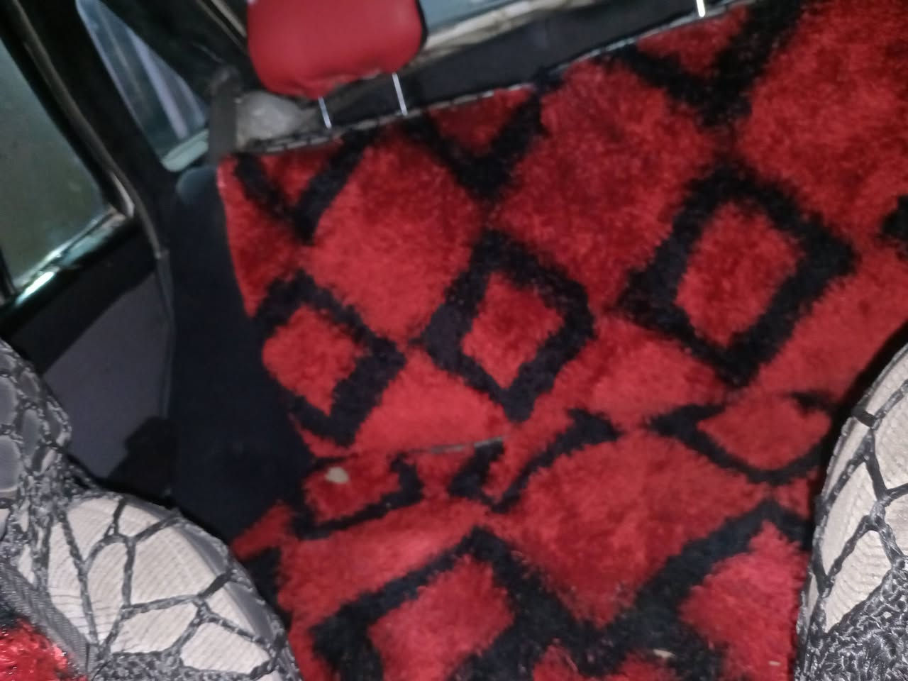 سلام عليكم لانسر قديم جاهزه لاخير بيع او مراوس ٢٢ وبيه مجال ***********
