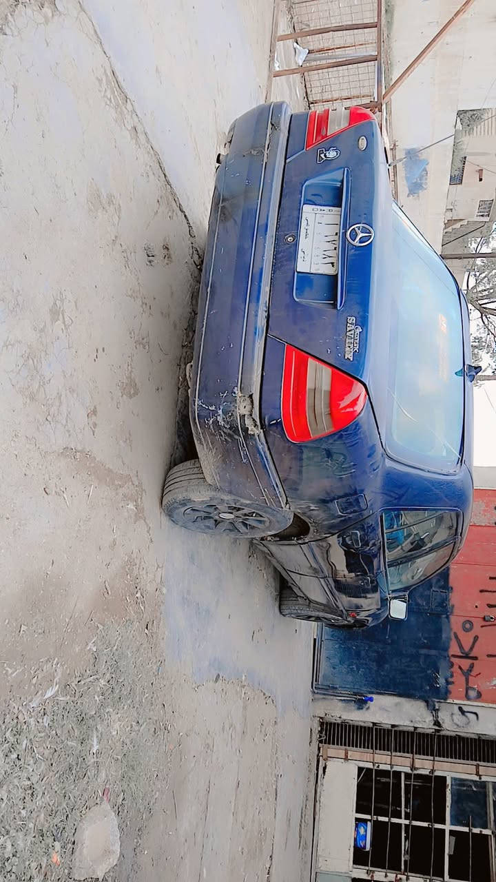 السلام عليكم مرسيدس للبيع اس 200 مكانها ديالى رقمها ديالى***********
