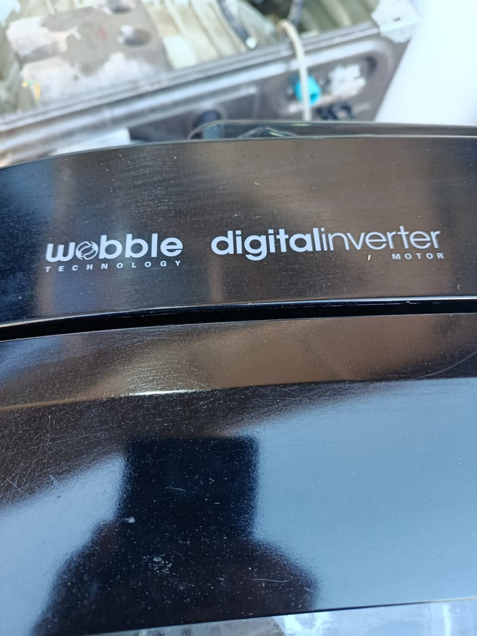 غسالة أوتوماتيك سامسونج عالبلاد وضمان سنة حجم كبير ١٨ (18) بسعر 
٢٥٠ الف 
بيها ذاكرة يعني اذا تطفى الكهرباء وترجع تكمل برنامج ما تعيد من البداية 
بيها قفل باب حماية للاطفال 
لون فضي مرغوب 
توصيل مجانا داخل بغداد 
***********
بغداد دورة المهدية الاولى عبدالعزيز للغسالات
