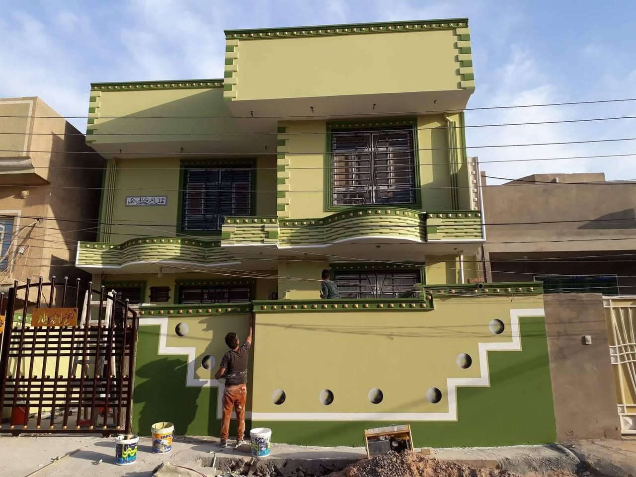 صباغ  ديكورات طلس داخلي +خارجي واجهيات تصليح الرطوبه الغاء السيراميك فوم تركي +فلين  مكاني الحله وشغلنه جميع المحافضات للتواصل اتصال او وات ساب ***********
