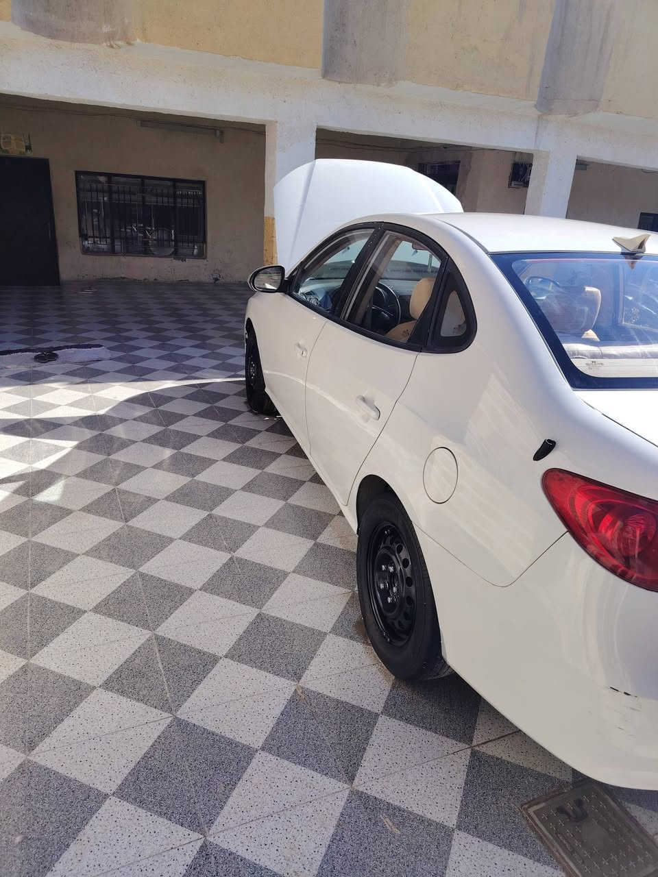 السلام عليكم
النترا مقدس موديل 2011 رقم بغداد دولي بسمي
محرك 1600 بيهة 3قطع صبغ بدون دواخل  كير
مكينة وحدادية وتبريد تدفئة مواصفات معرفة مايحتاج
السعر 110 وبيهة مجال حك الجية مكاني بابل 
***********
***********
