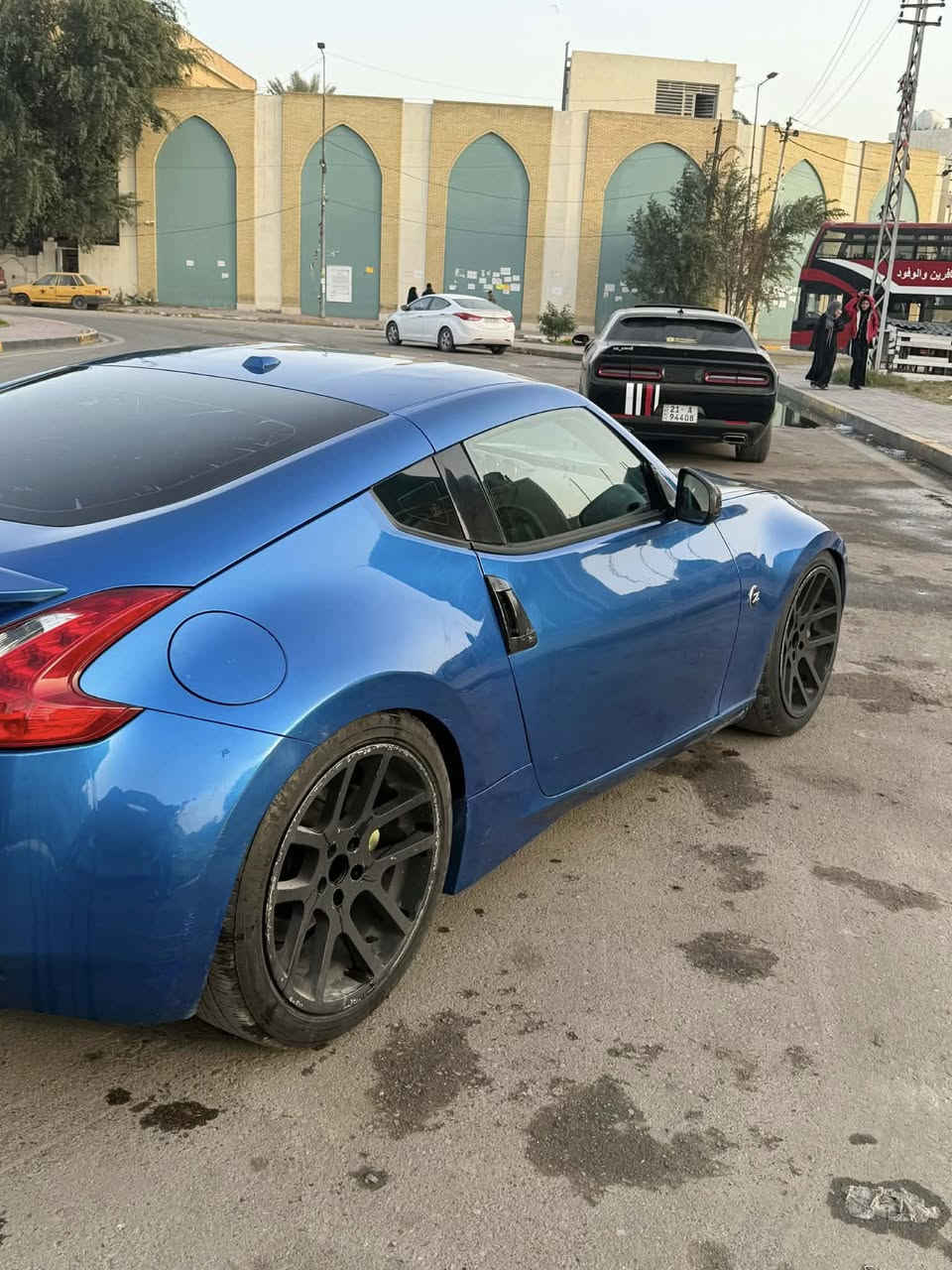 سلام عليكم اعيد النشر بسبب الوعود الكاذبه وتم تخفيض السعر للبيع نيسانZ موديل 2014 سياره جاهزه مابيها نقص مصبوغه عام هزه وسنويه جديده بسمي السعر 95  وبيها مجال مكاني بغداد الاعظميه رقمي ***********
